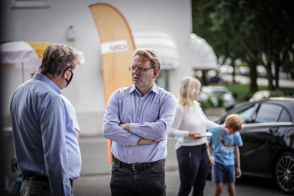 Andreas Hollstein während des Wahlkampfs 2020 in Dortmund. In der sogenannten Herzkammer der Sozialdemokratie erreichte Hollstein die Stichwahl und unterlag dort knapp. Foto: Paul Schneider